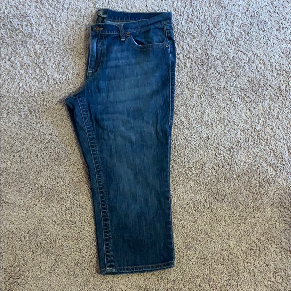 NEW YORK AND COMPANY cropped jeans